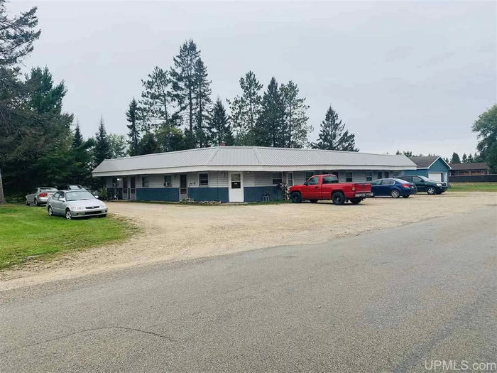 Big Spruce Motel - Real Estate Photo (newer photo)